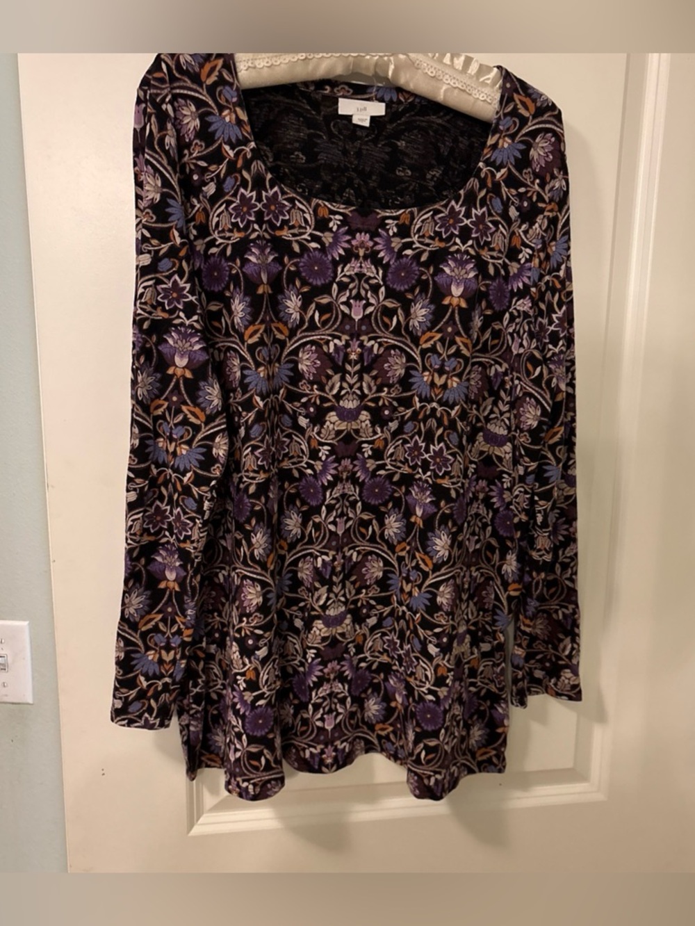J Jill Purple Floral on Black Cotton Blend Tunic -Sz Large-Long Sleeve-EUC
